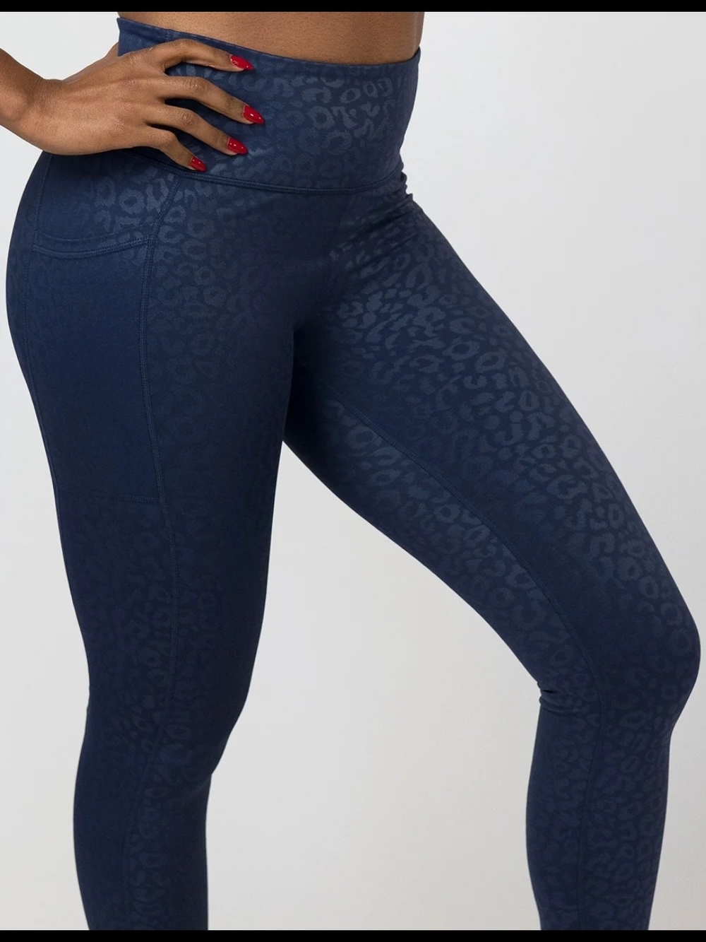 Koral Legging Lustrous Blue Leopard Metallic Finish Size XL NWT